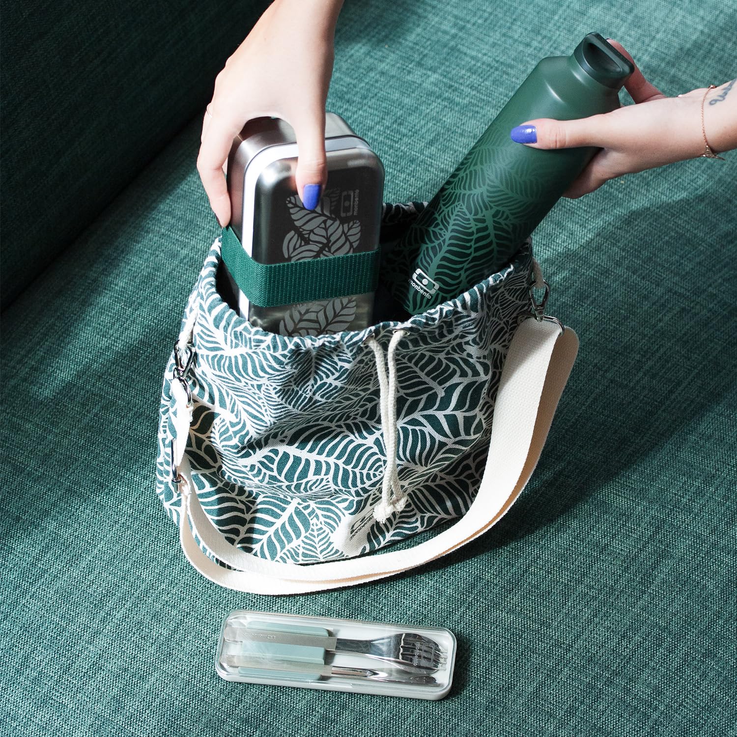 monbento-mb-fresh-graphic-jungle-sac-isotherme-vert-jungle image 3